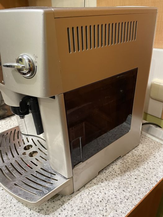 Кавомашина Delonghi MAGNIFICA