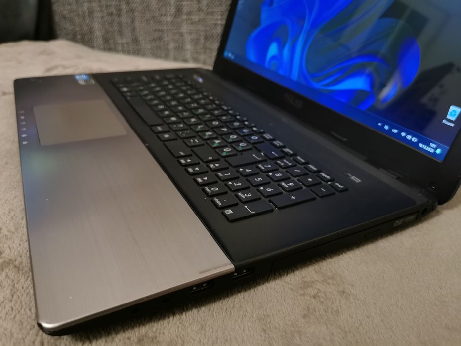 Ноутбук - ASUS/i5/8GB/240SSD