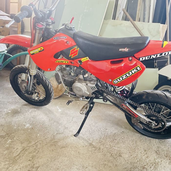 Pit bike reataurada