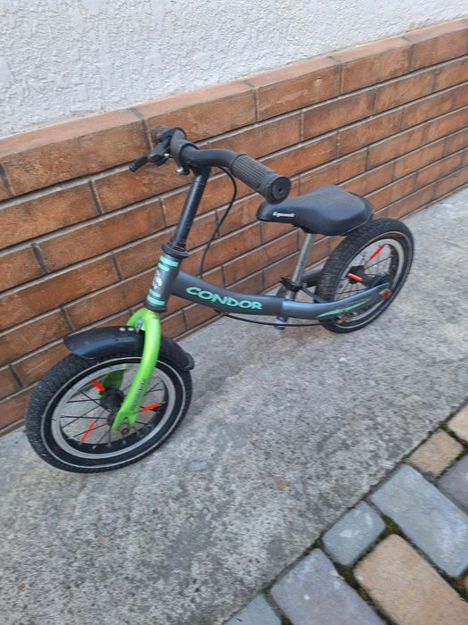 Беговел детский бу