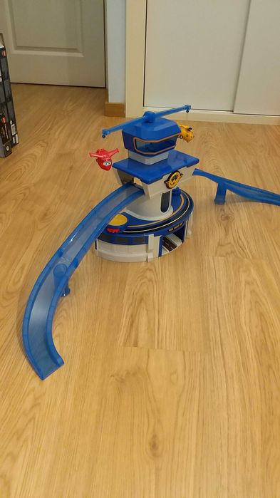 SUPER WINGS Aeroporto Super Asas