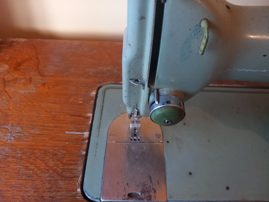 Maquina de costura oliva cl 50