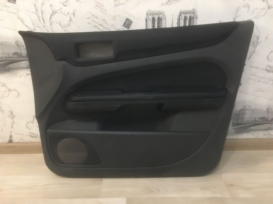 Форд фокус 2 дверка права