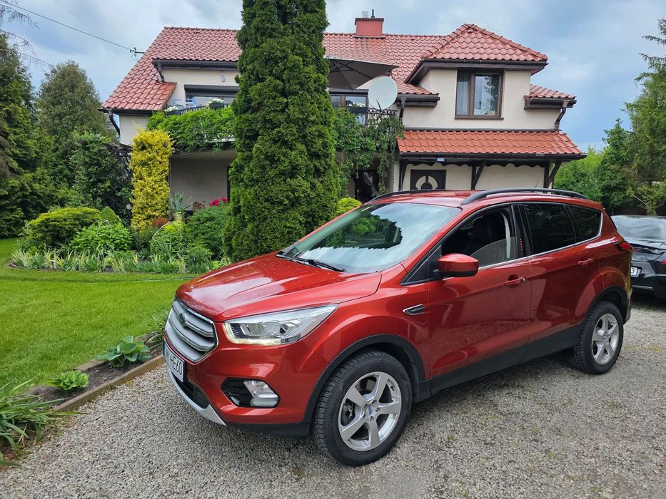 Ford Kuga 4X4 benzyna SKÓRA AUTOMAT orginał mały przebieg super stan