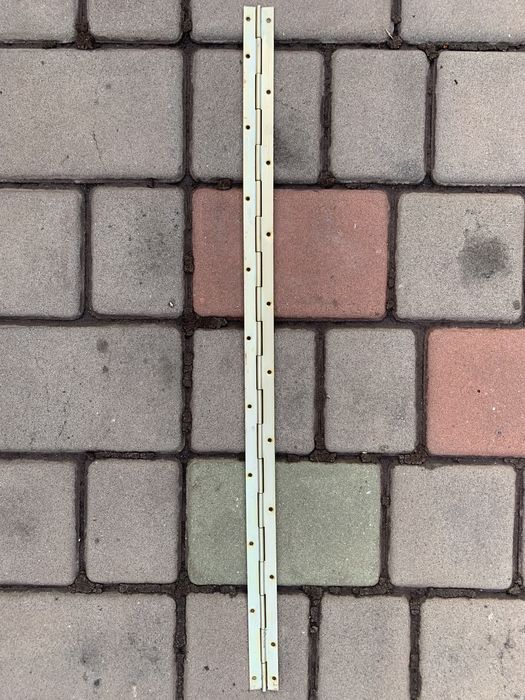 Петля рояльна нова радянських часів 59.5х2.6