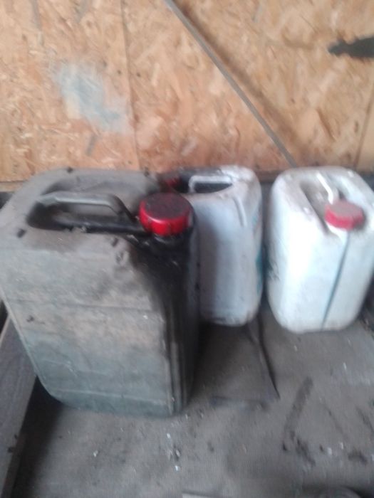 Продам масло  яке працювало в машині