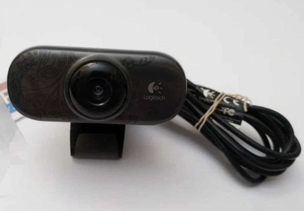Веб-Камера Logitech WebCam C210 V-U0019 .