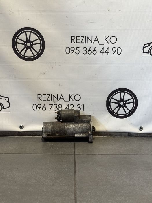 Стартер Hyundai H200,Galloper,Mitsubishi Pajero,L200 2.5 TD 90-06р.