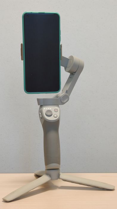 Стабилизатор DJI OM 4 (DJI Osmo Mobile 4)