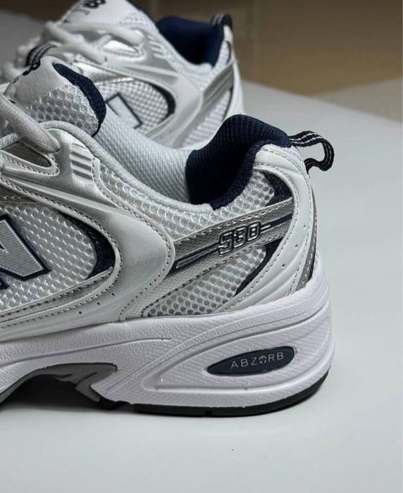 Ньюбеленсы 530 серебреные, Женские кроссовки