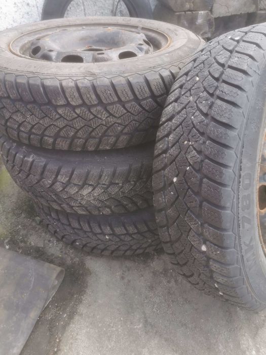 Felgi z oponami zimowymi 165/70 R14