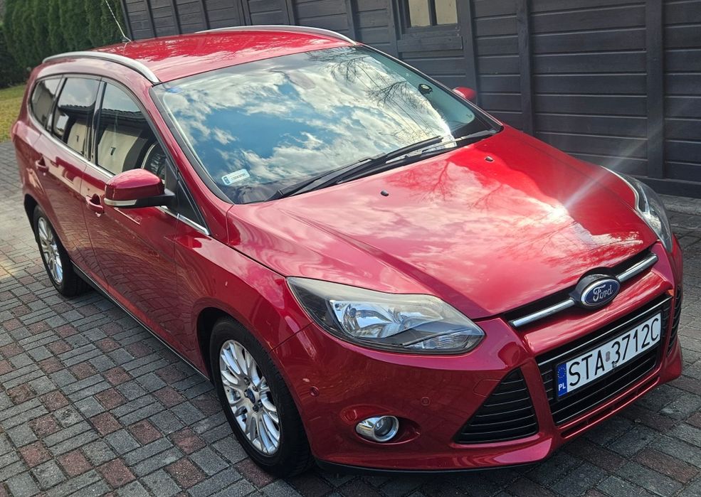 Ford Focus kombi 2.0 Diesel Titanium - bardzo dobry stan i niski przebieg