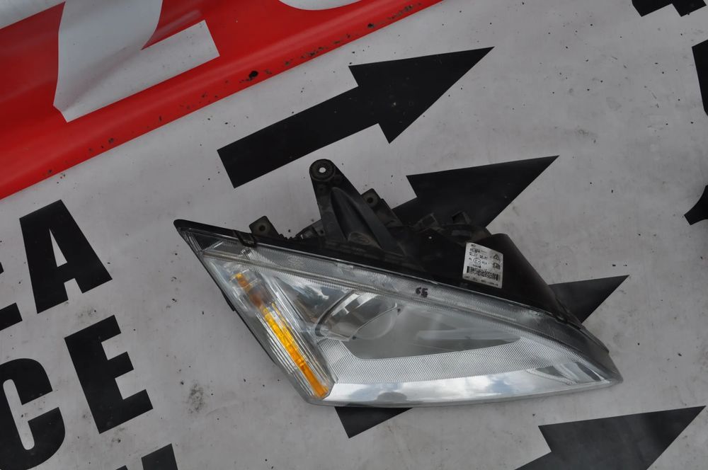 ford focus mk2 lampa prawa xenon wysyłka