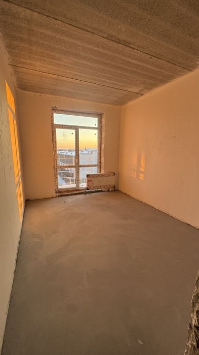 Квартира з газом. 2 балкони. Двухстороння