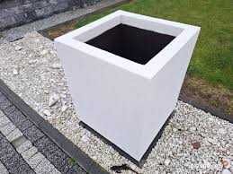 Termo donice styropianowe – idealne na balkon, taras i ogród