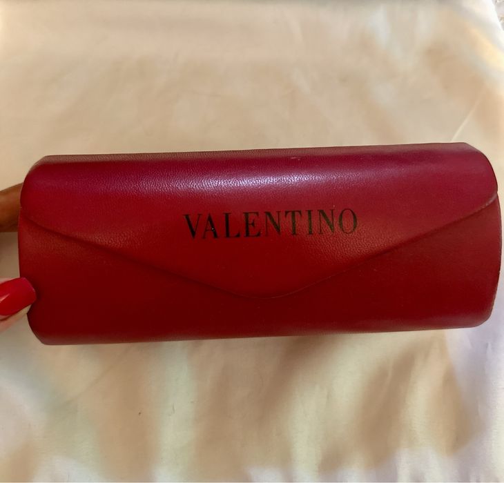 Очки солнцезащитные Valentino