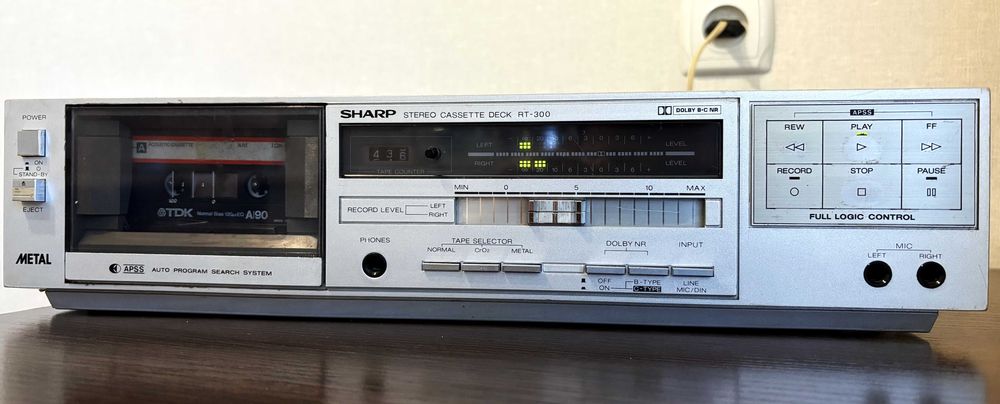 Sharp Rt 300 Japan Stereo Cassette Tape Deck