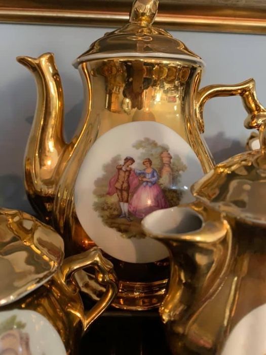 Conjunto de cha dourado Artibus