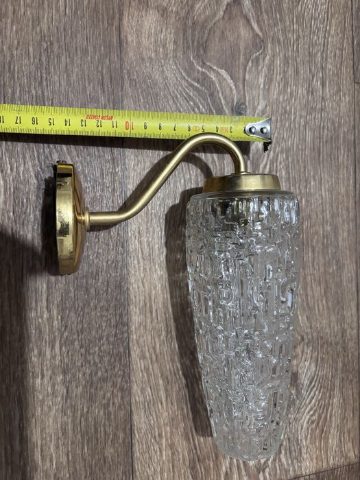 Світильник стіновий