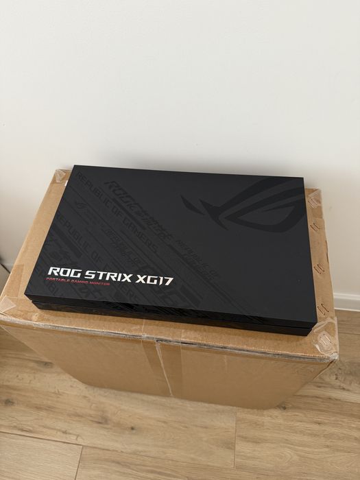 ROG Strix XG17AHPE 17,3” 240 Hz