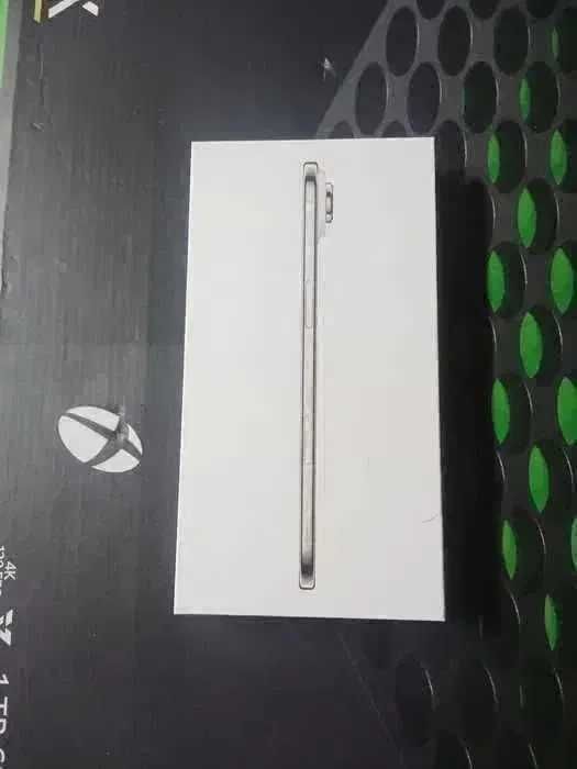 iphone 17 air 256GB gold selado