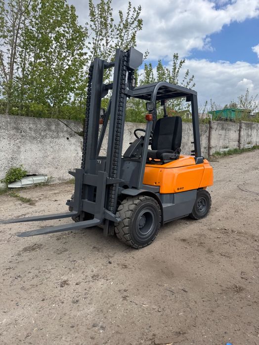 Погрущик дізель Forklift 35 HfD