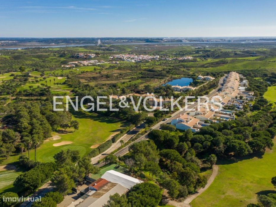 Lote privilegiado no Castro Marim e Golf Resort
