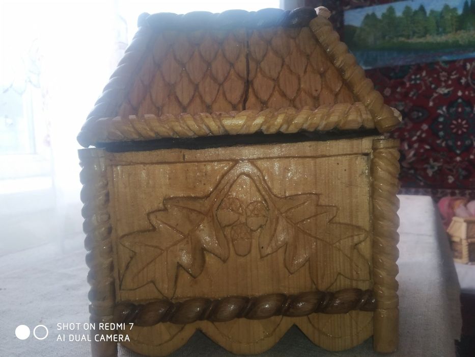 Вироби з дерева ручної роботи