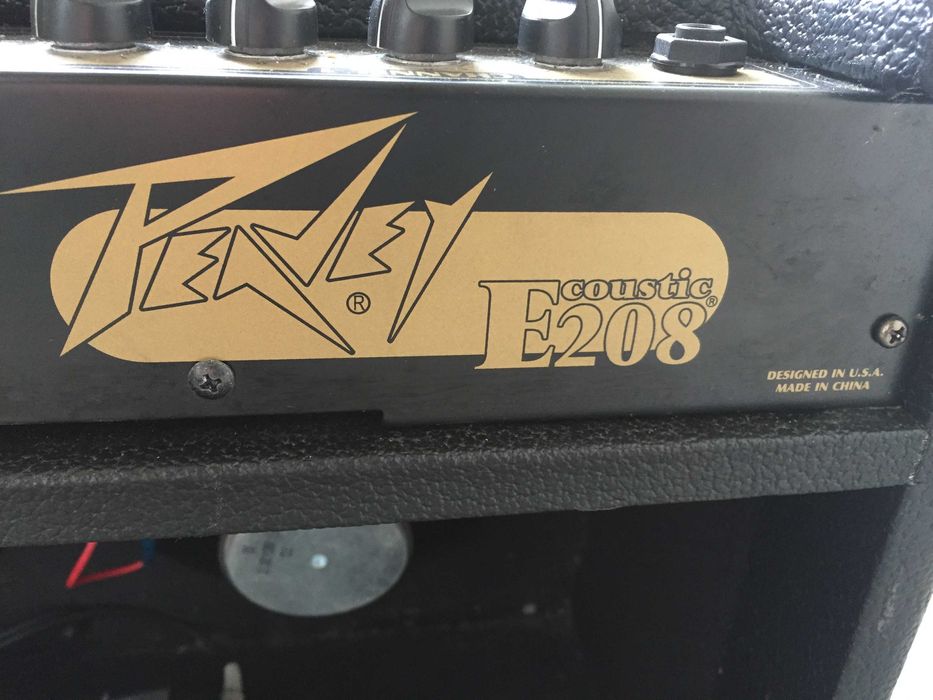 Wzmacniacz Peavey Ecoustic e208