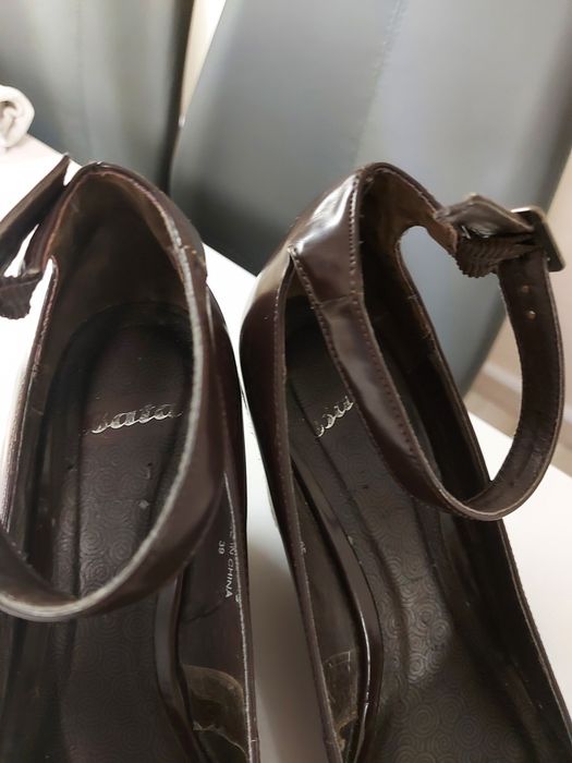 Buty Bata brązowe