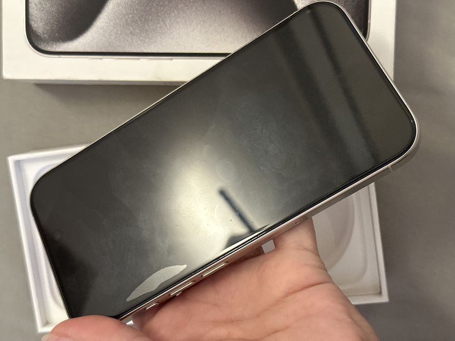 Айфон 15 про 256 памʼять в ідеальному стані