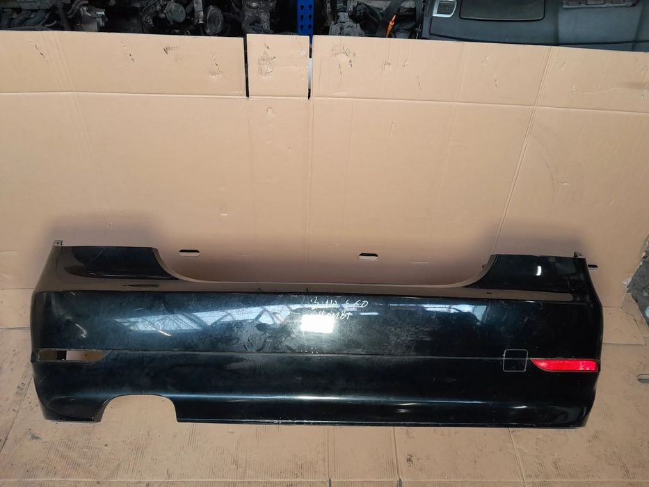 BMW E60 ZDERZAK TYLNY TYŁ KOMBI CZARNY