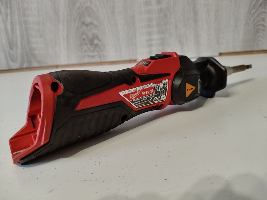 Lutownica  akumulatorowa Milwaukee M12  SI 12v