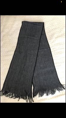 Cachecol de algum volume e quente