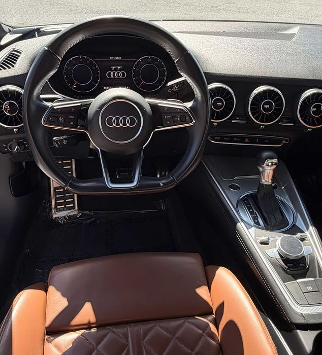 Audi TT Quattro      2018