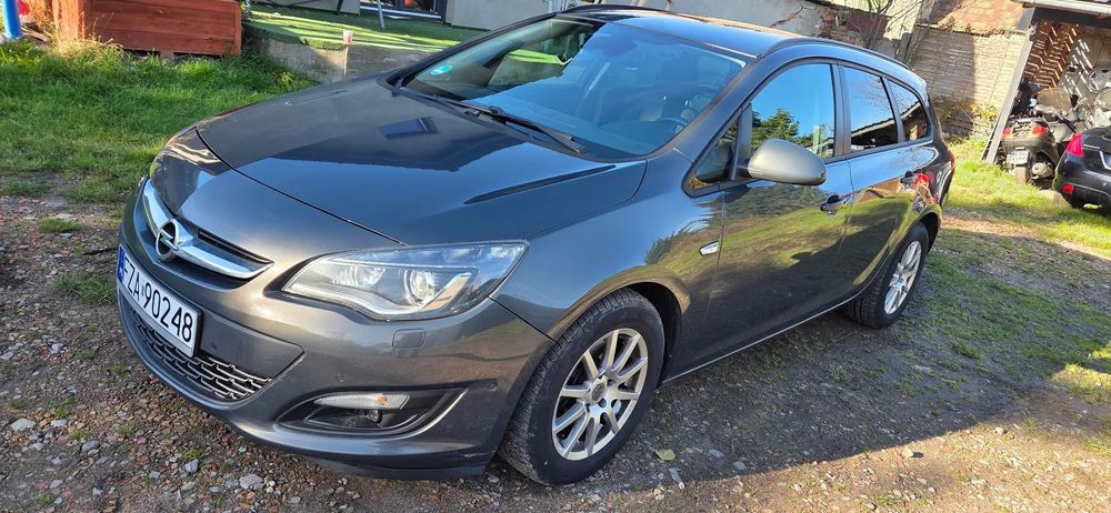 Opel Astra OPEL Astra J Kombi Sport Tourer 1,7 Diesel START/STOP, NAVI, 2014