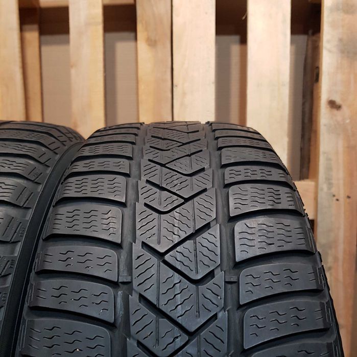 Pirelli Sottozero 3 215/60/16 Шини Зимові (2шт) з Європи б/в Р16