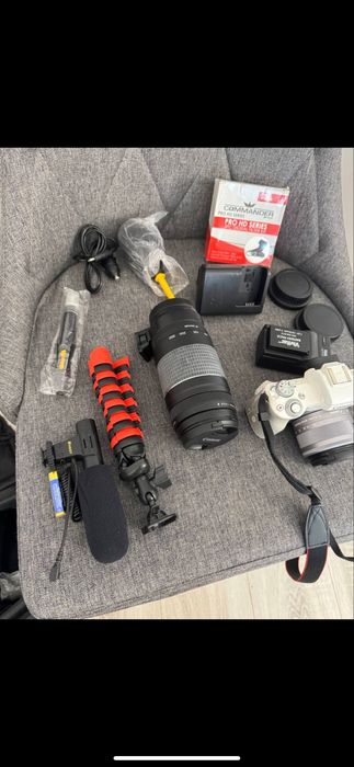Фотоапарат Canon EOS M50