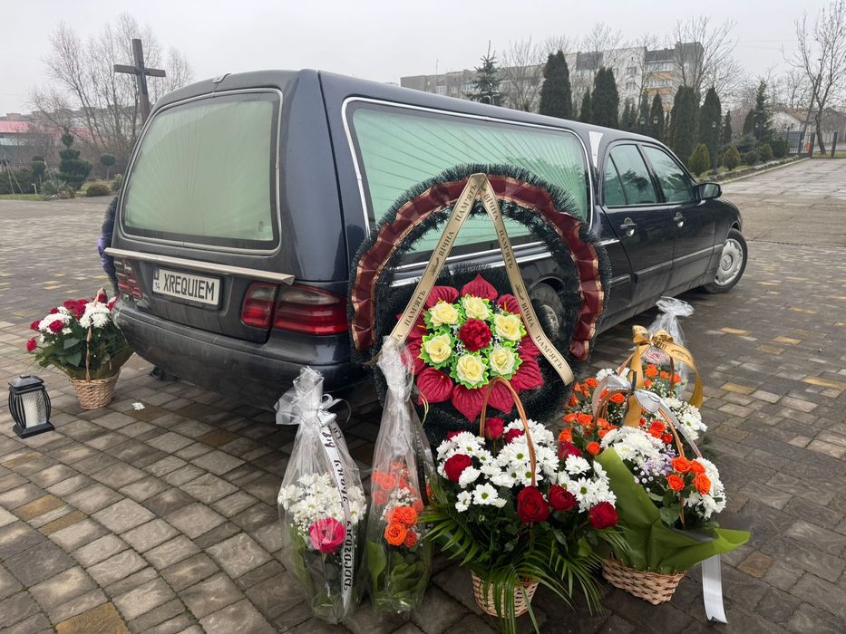 Похоронні послуги, вінки на похорон, копання могили, прибирання могили