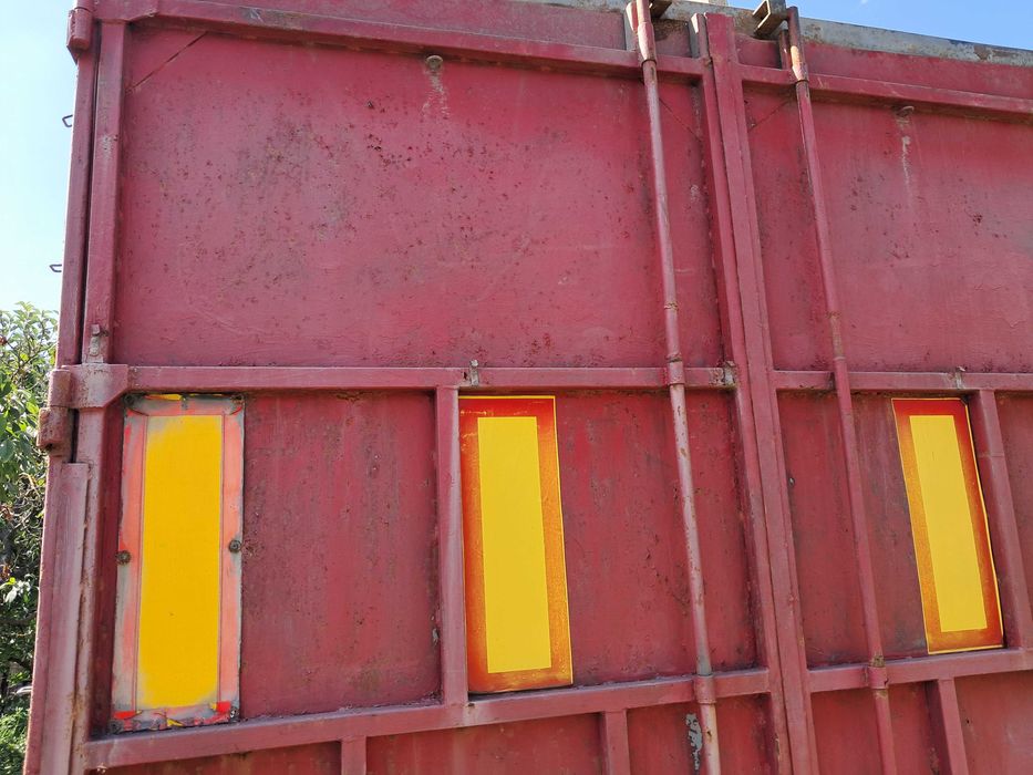 Ворота на полуприцеп зерновоз бортовий висота 2м ширина 2.5м (2.45м)