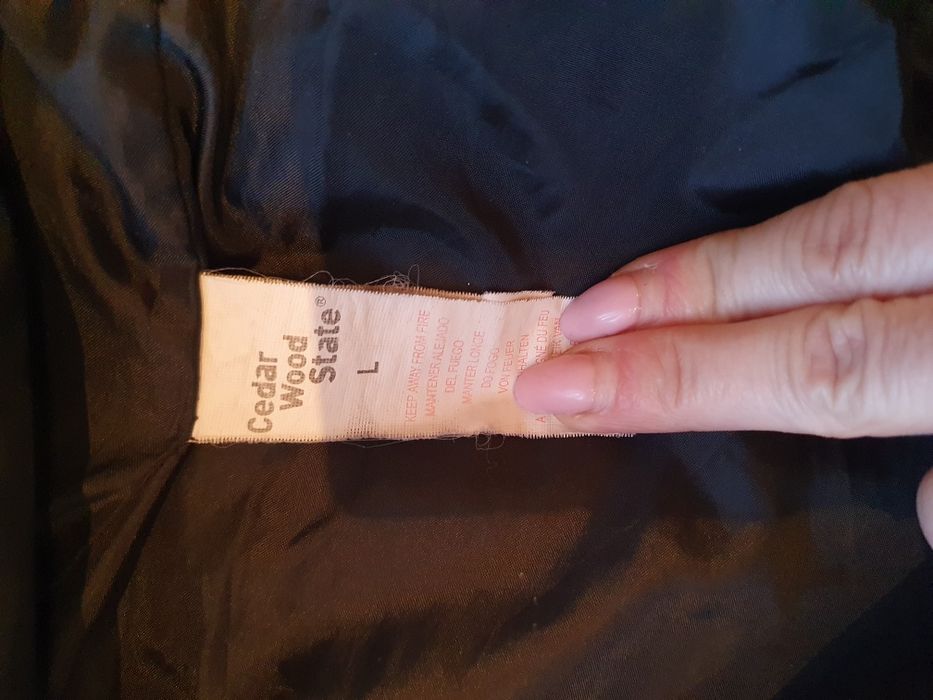 Продаи чоловічу куртку