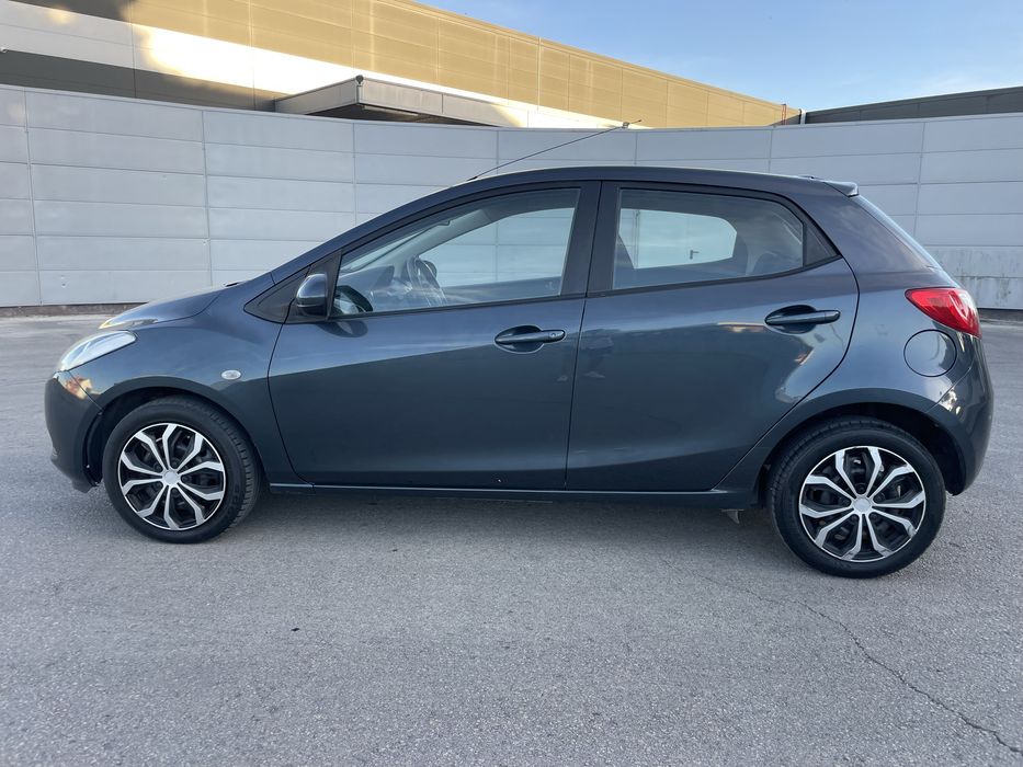 Mazda 2 1.3 MZR Estado Irrepreensível