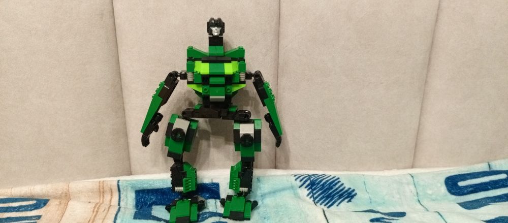 Лего бионикл роботи