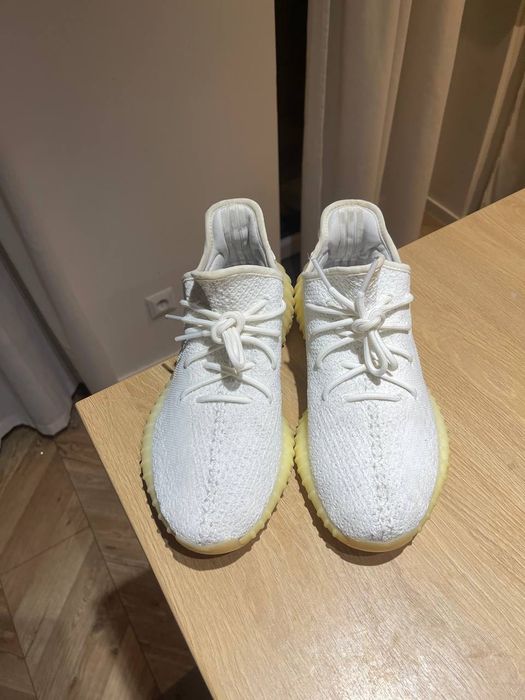 adidas Yeezy boost 350 v2 cream white 43.