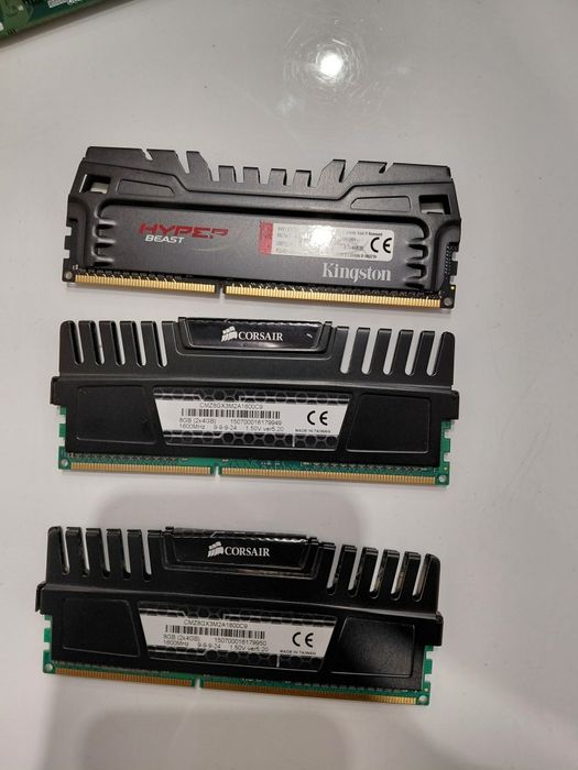 Pamięć RAM HyperX DDR3/DDR4 4GB dużo kości