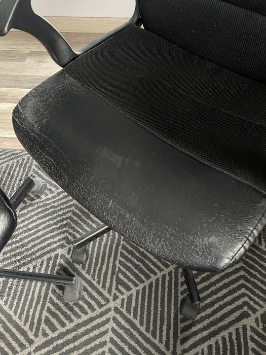 Duas Cadeiras Escritório IKEA RENBERGET