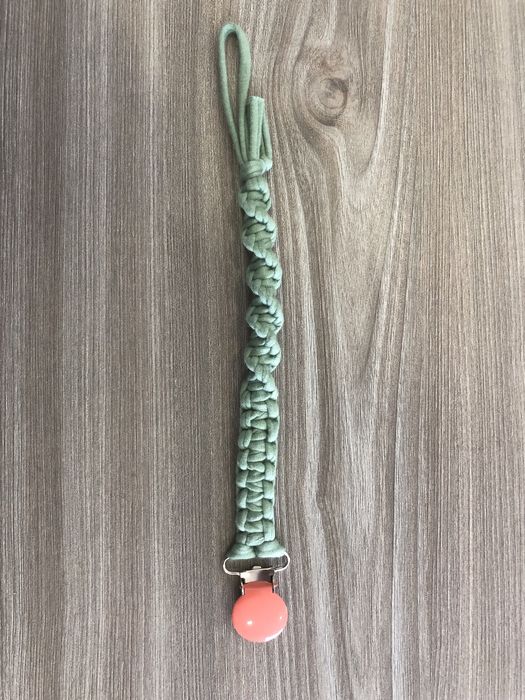 Prende chuchas macrame