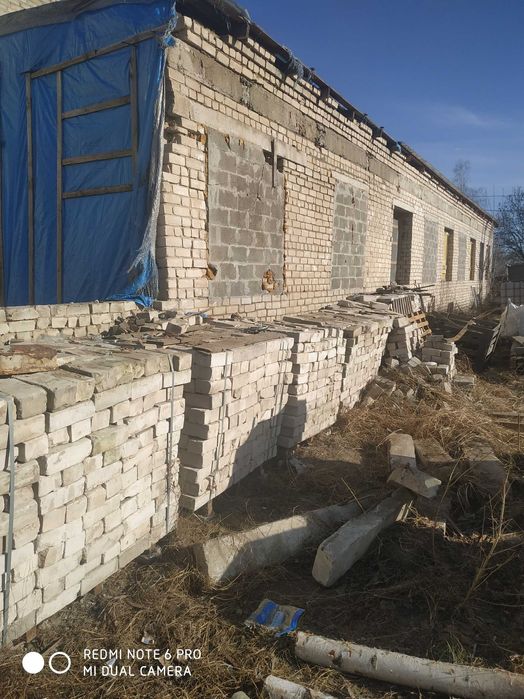 Продамо цеглу. В наявності біля 3000 шт.