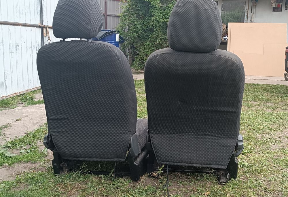 Продам сидіння в автомобіль