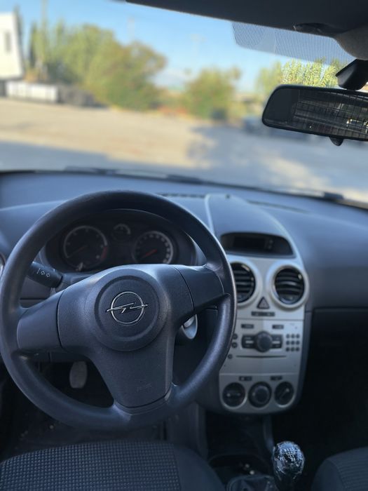 Opel Corsa 1.3 CDTI (comercial)
